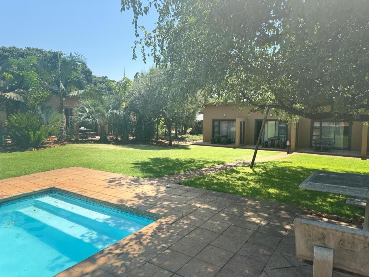 Manor Hills Guest Lodge Rustenburg Zewnętrze zdjęcie