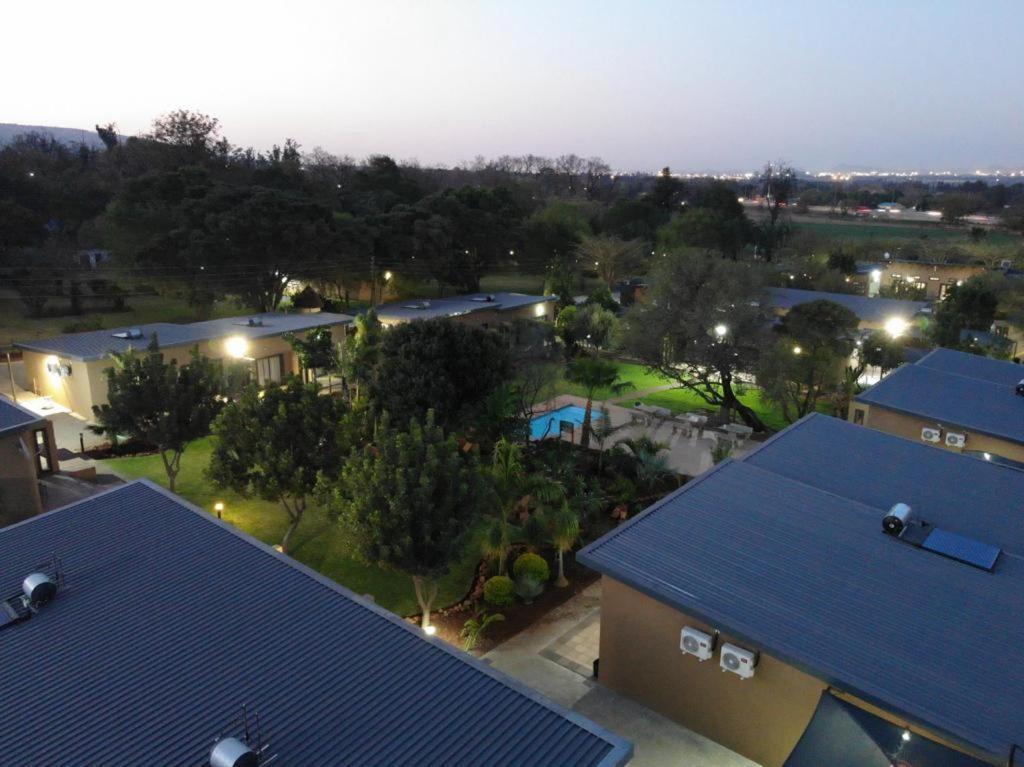 Manor Hills Guest Lodge Rustenburg Zewnętrze zdjęcie